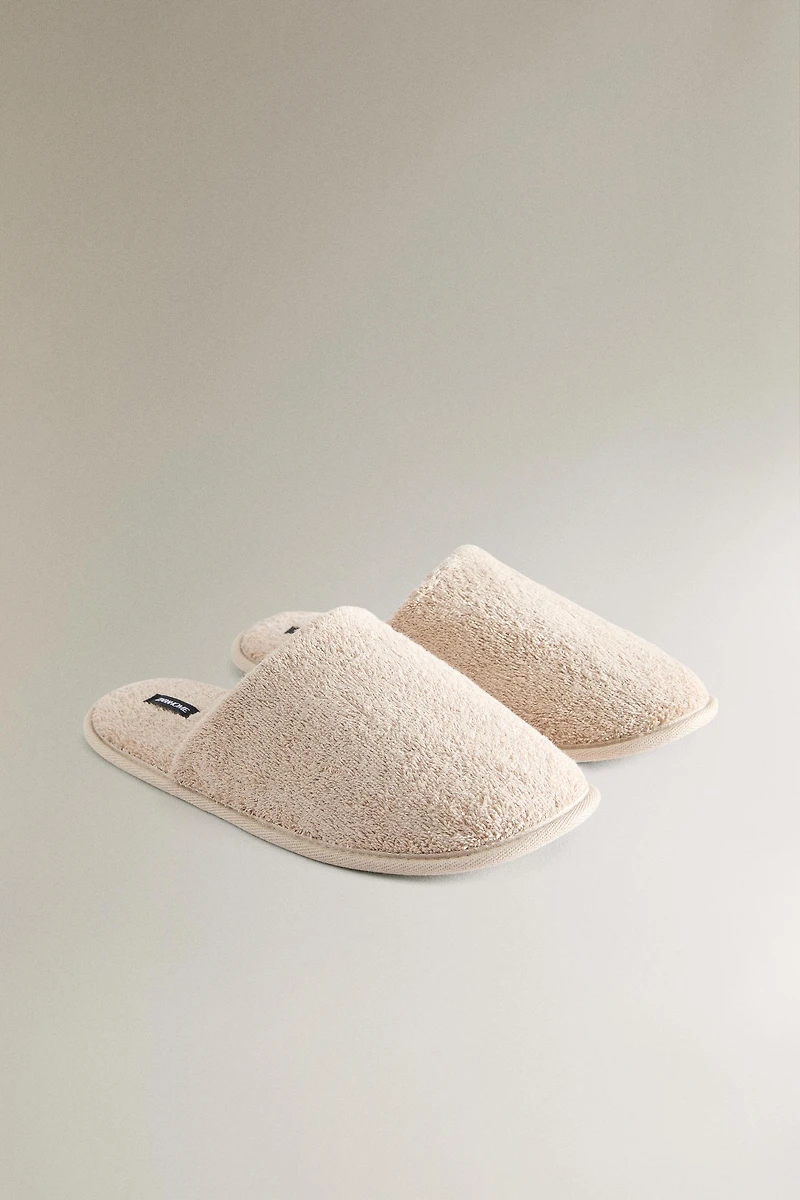 TERRY BATHROOM SLIPPERS