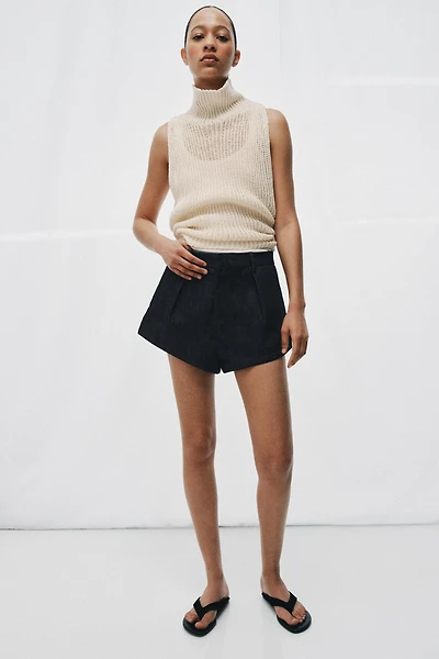 ZW COLLECTION PLEATED DENIM SHORTS