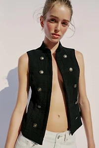 SLEEVELESS BUTTON SHIRT