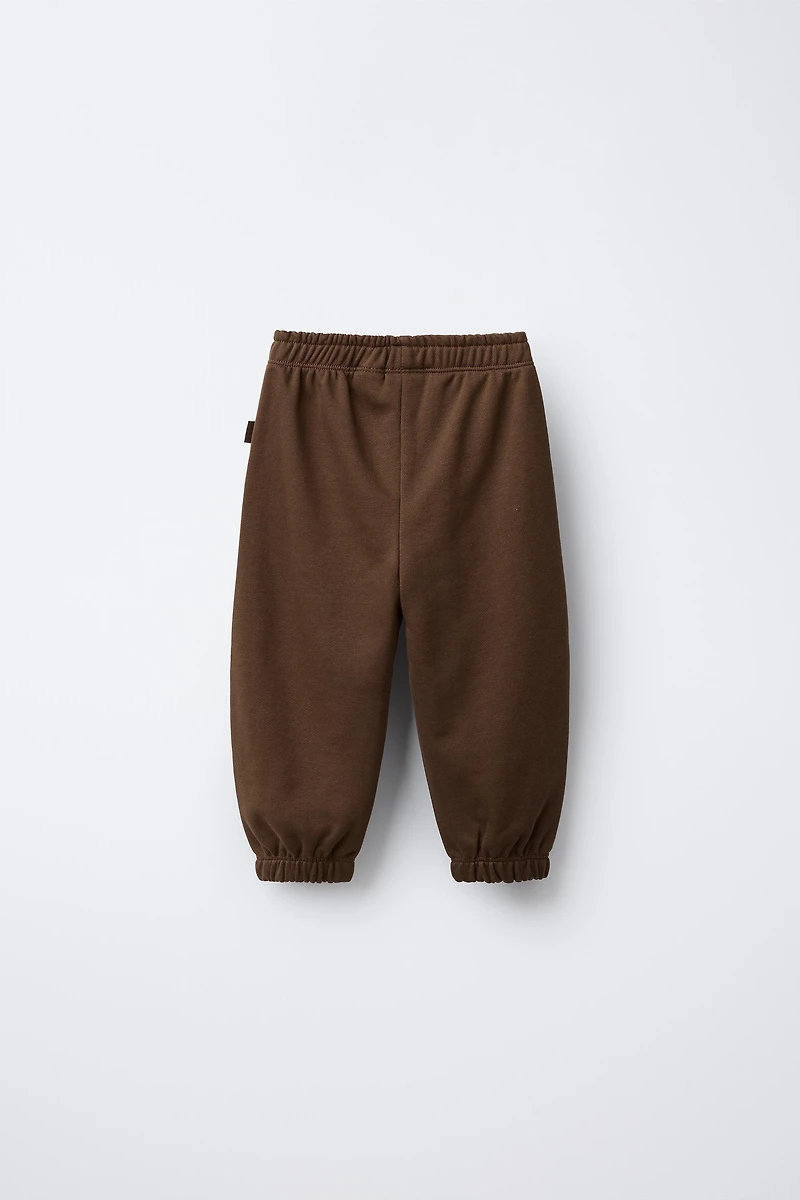 TWO-PACK OF PLUSH JOGGER PANTS WITH LABEL