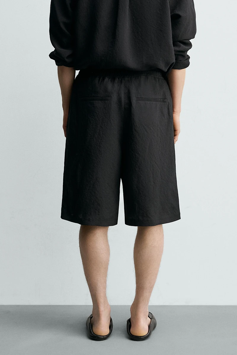 FLOWY STRIPED JACQUARD SHORTS