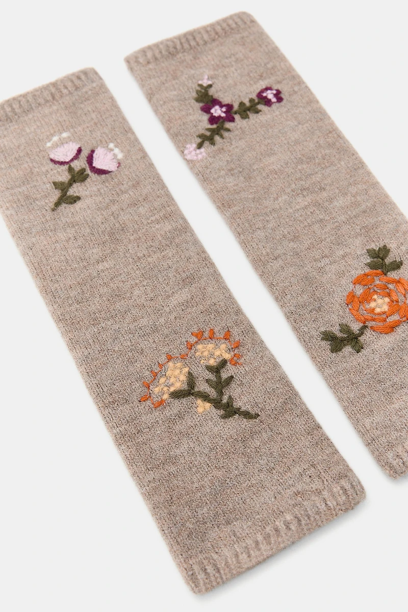 MITAINES EN MAILLE BRODÉES FLEURS
