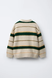 PULL EN MAILLE À RAYURES