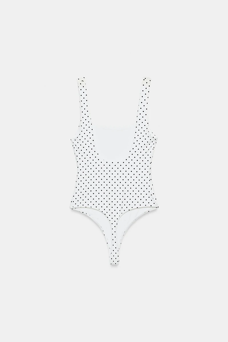 BODY ÉLASTIQUE À ENCOLURE CARRÉE