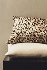 SATEEN PILLOWCASE WITH ANIMAL PRINT