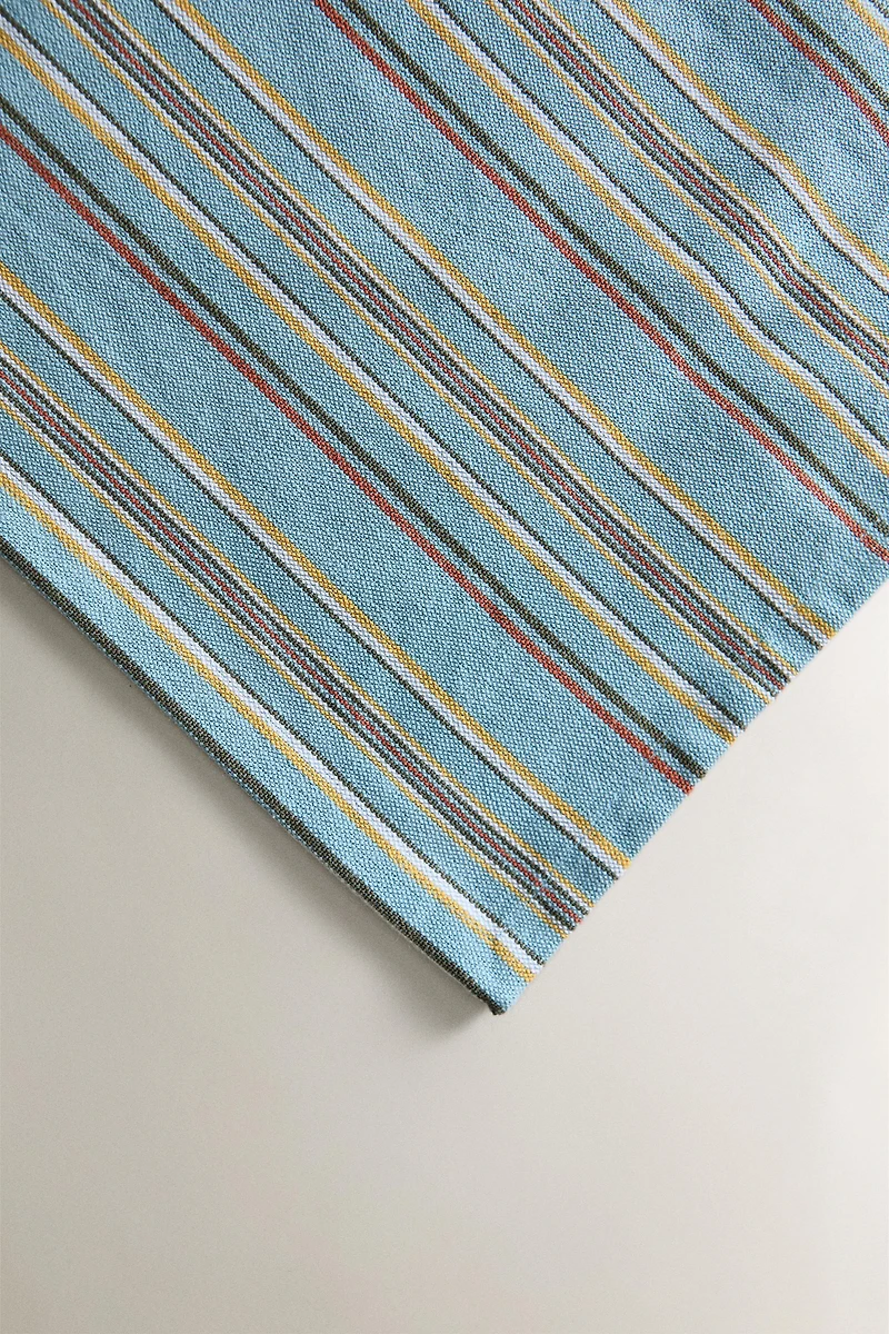 MULTICOLORED STRIPED TABLECLOTH