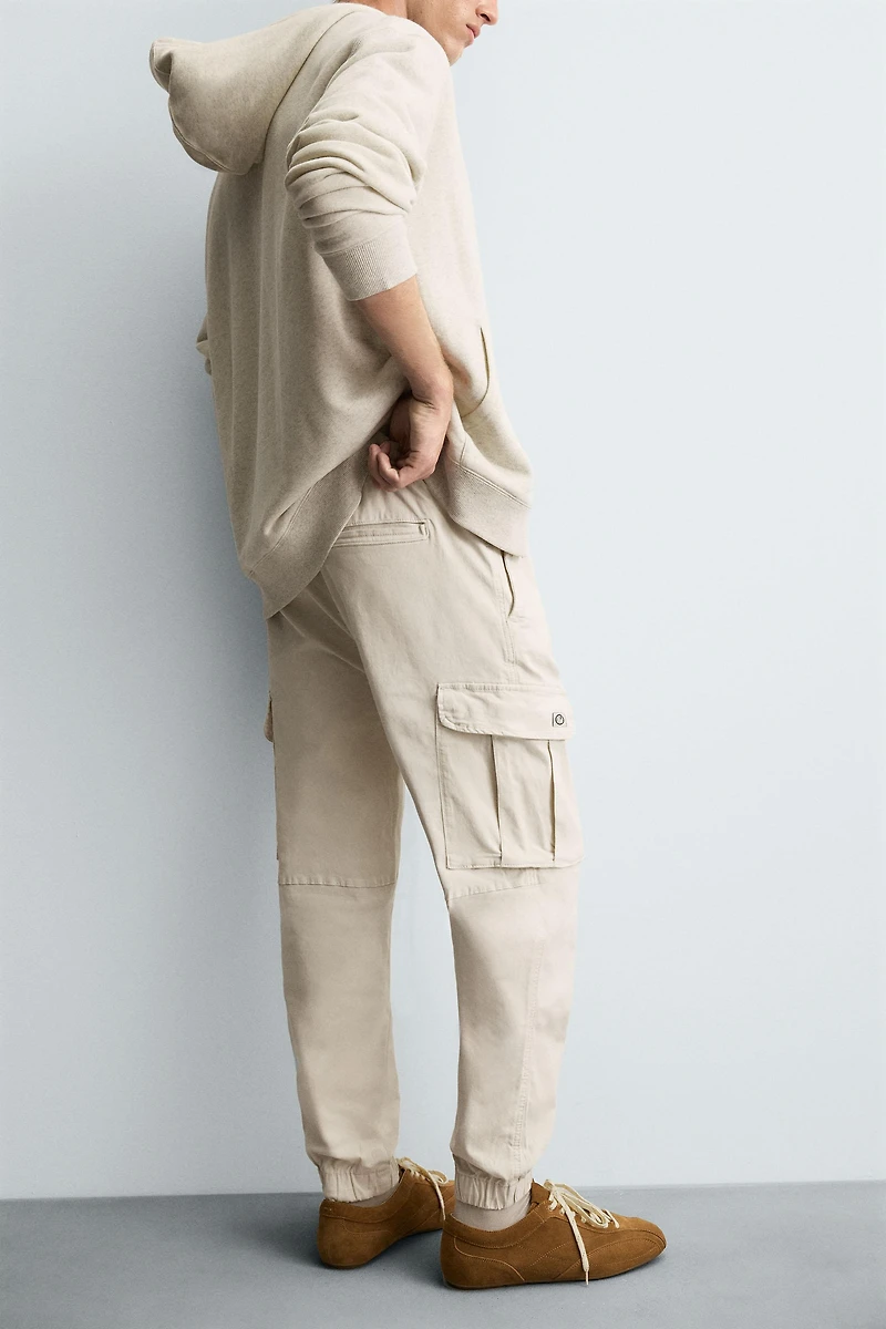 SLIM FIT CARGO PANTS