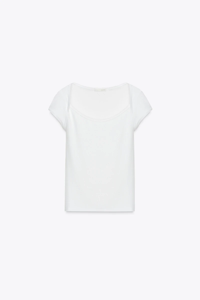 T-SHIRT À ENCOLURE CARRÉE