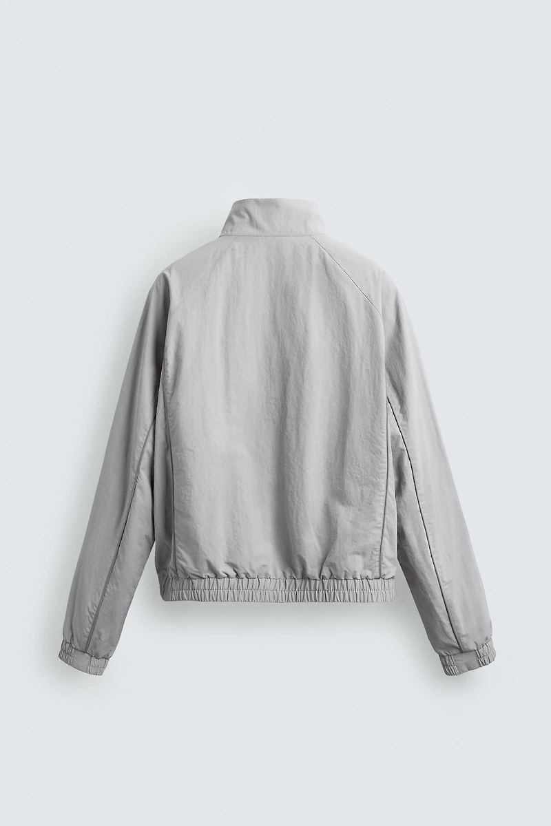 VESTE TECHNIQUE À CONTRASTES