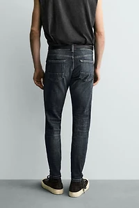 SKINNY FIT JEANS