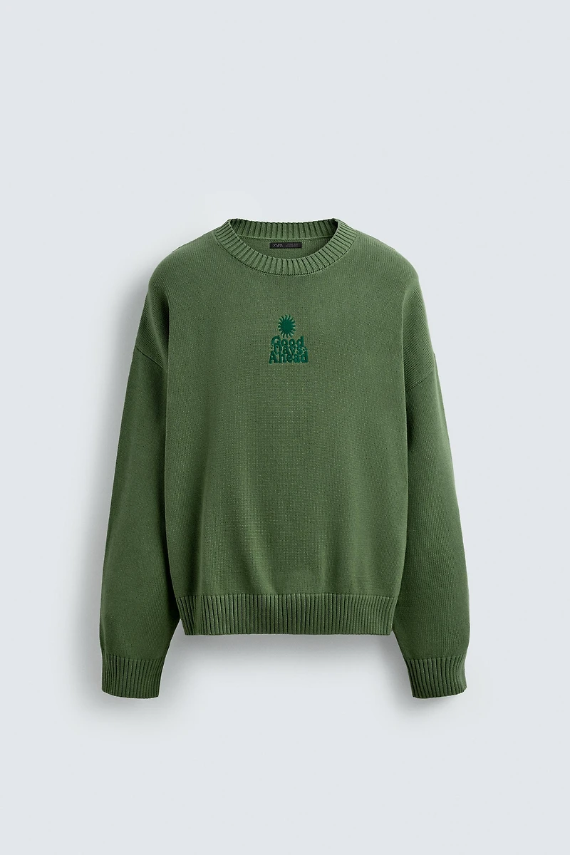 PRINTED BOXY FIT SWEATER