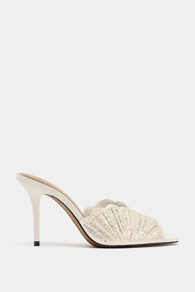 BACKLESS PEARL HEELED SANDALS