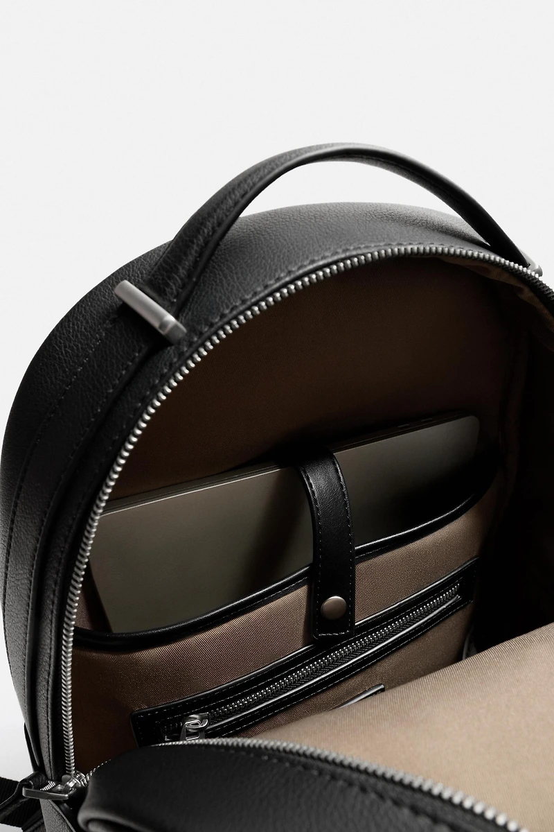 TEXTURED BACKPACK