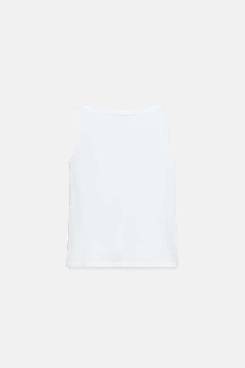 BUTTONED SLEEVELESS TOP