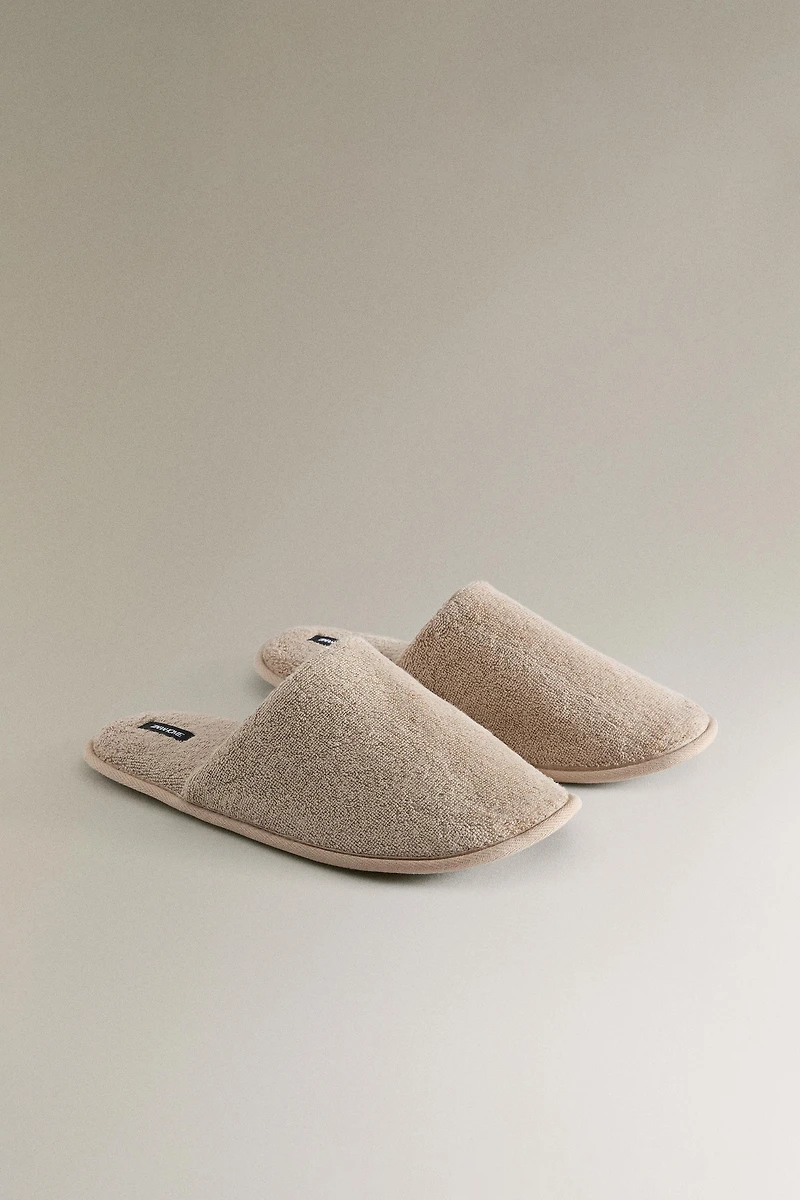 TERRY BATHROOM SLIPPERS