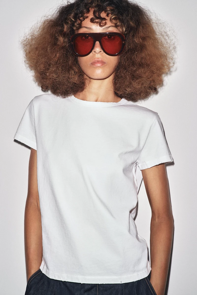 REGULAR RIPPED T-SHIRT