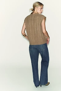 CABLE KNIT VEST TOP