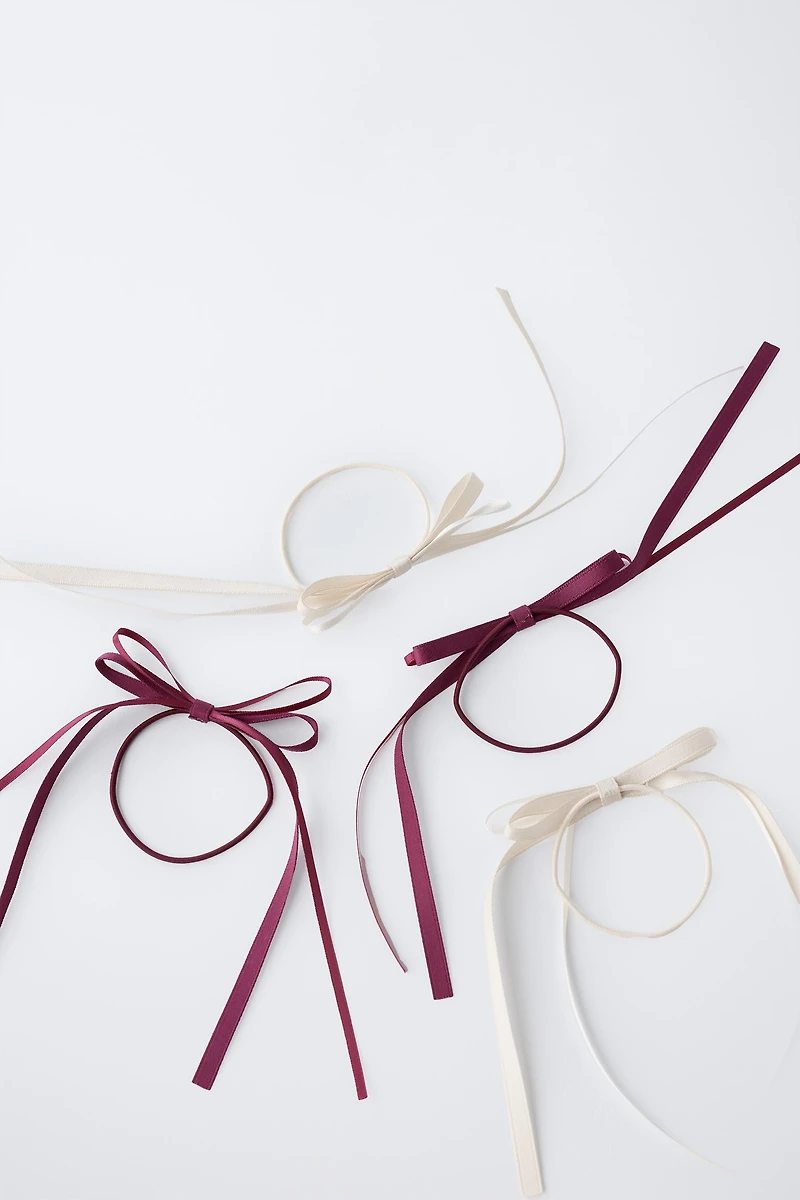 FOUR-PACK OF SCRUNCHIES WITH BOW
