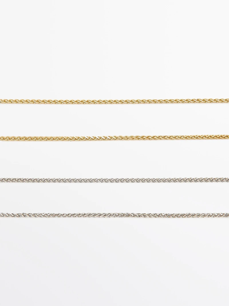 Pack of thin chains