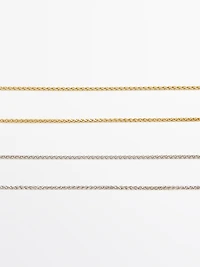 Pack of thin chains