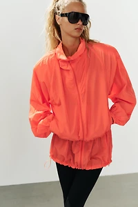 VESTE EN NYLON AVEC ÉPAULETTES ET ZIP