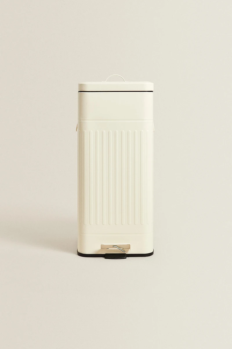 POUBELLE DE CUISINE GRAND FORMAT