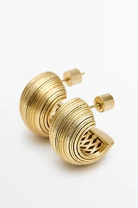 Raised design hoop earrings