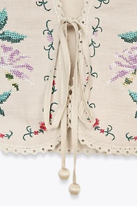 FLORAL EMBROIDERY COTTON VEST