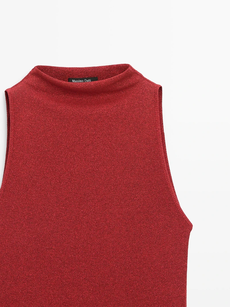 Knit halterneck top with metallic finish