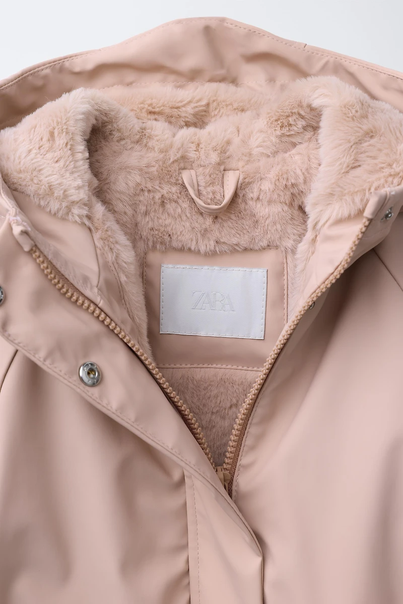 VESTE DÉPERLANTE ENDUITE EFFET FOURRURE
