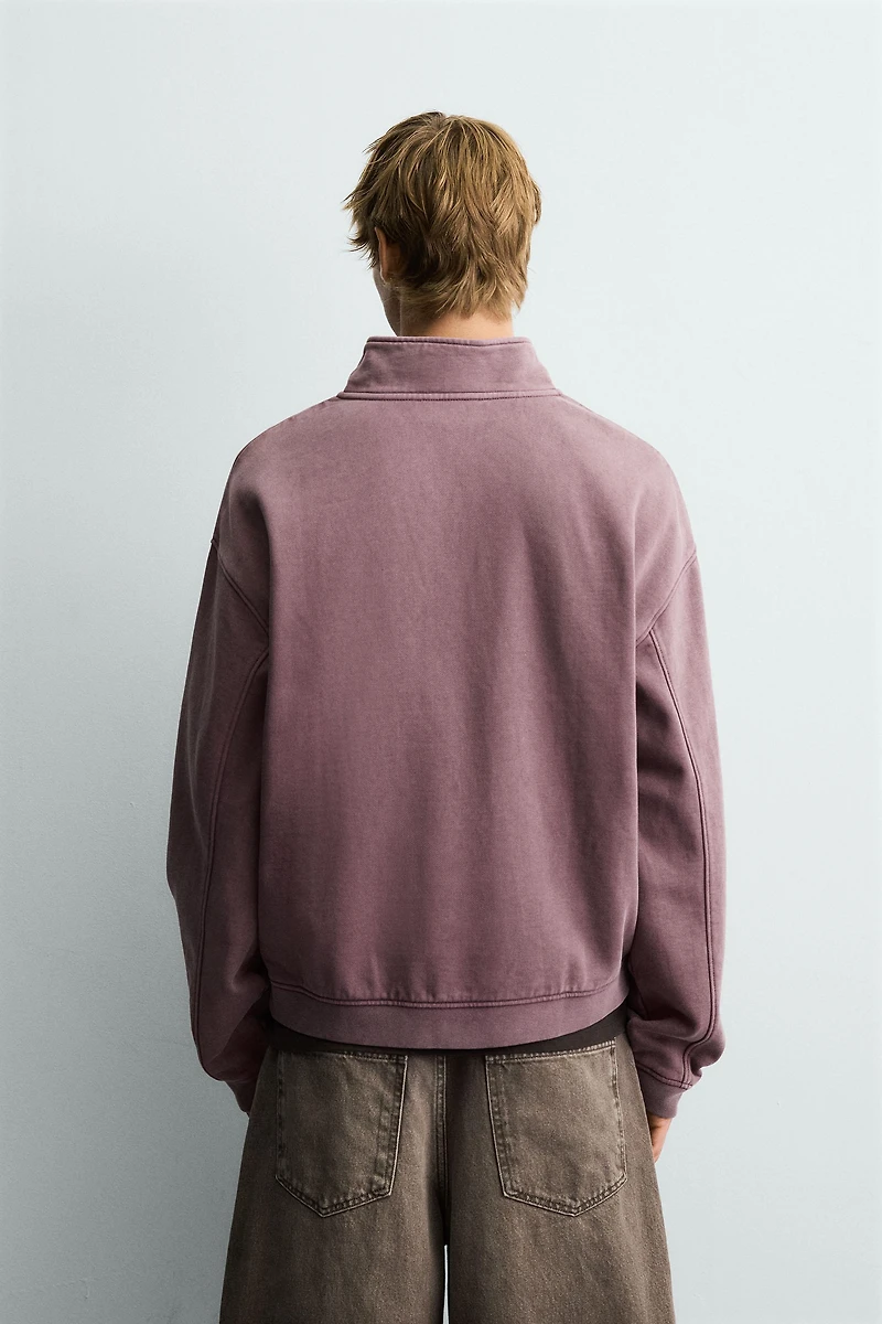 SWEAT DÉLAVÉ COL ZIPPÉ