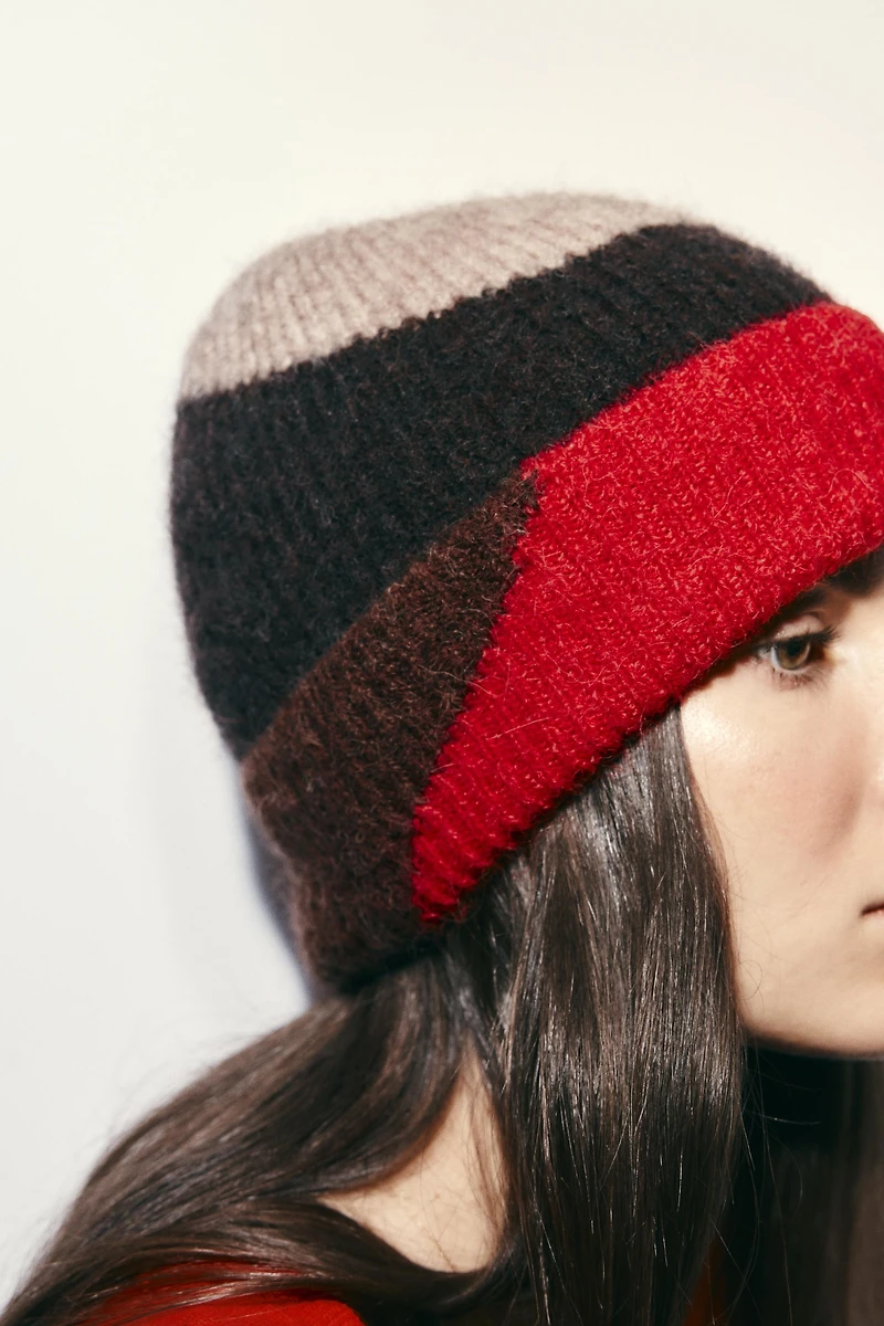 BONNET BEANIE EN MAILLE IMPRIMÉ