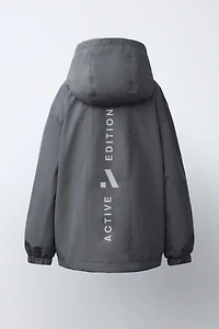 LIGHTWEIGHT WATER-REPELLENT JACKET