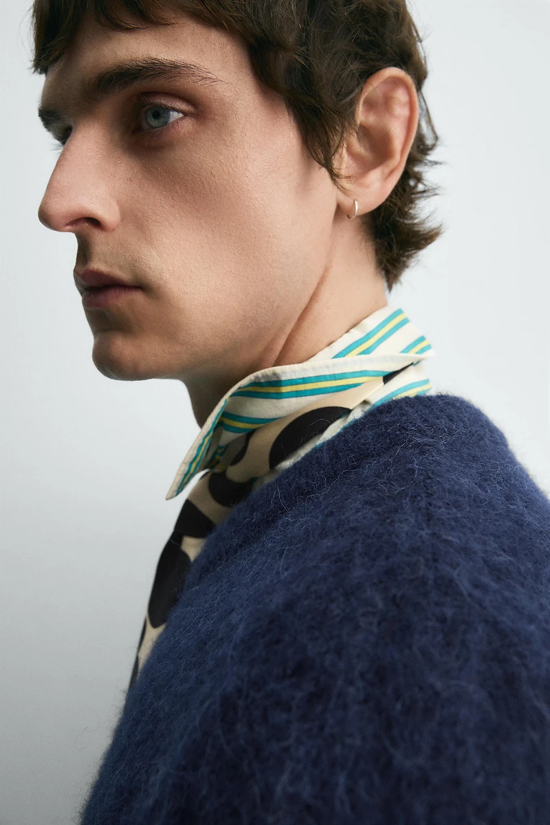TEXTURED CARDIGAN HARRY LAMBERT FOR ZARA X DISNEY