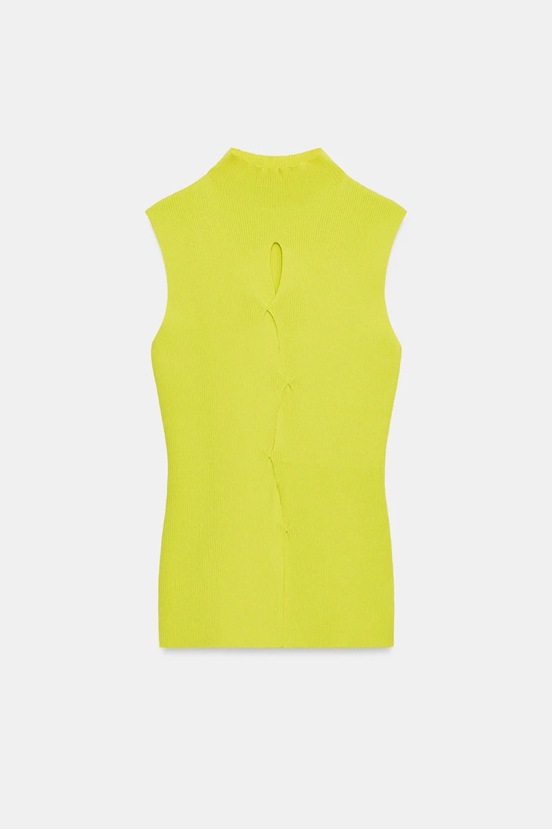 CUT OUT KNIT TOP