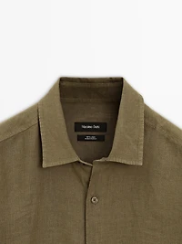 Regular fit shirt with pocket detail