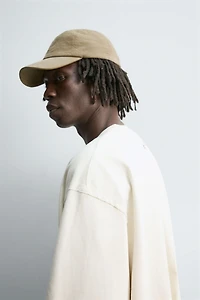 HEAVYWEIGHT LONG SLEEVE T-SHIRT WITH STUD