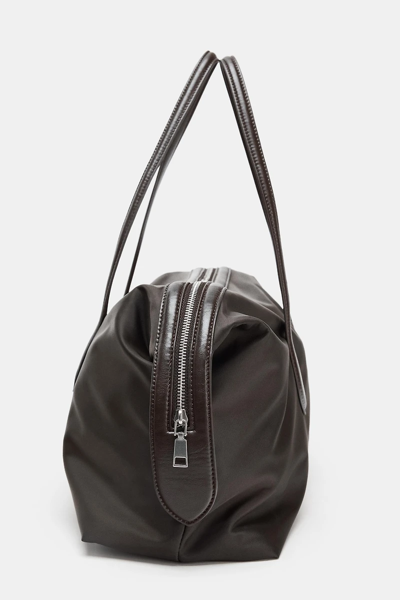 ELONGATED NYLON CITY BAG