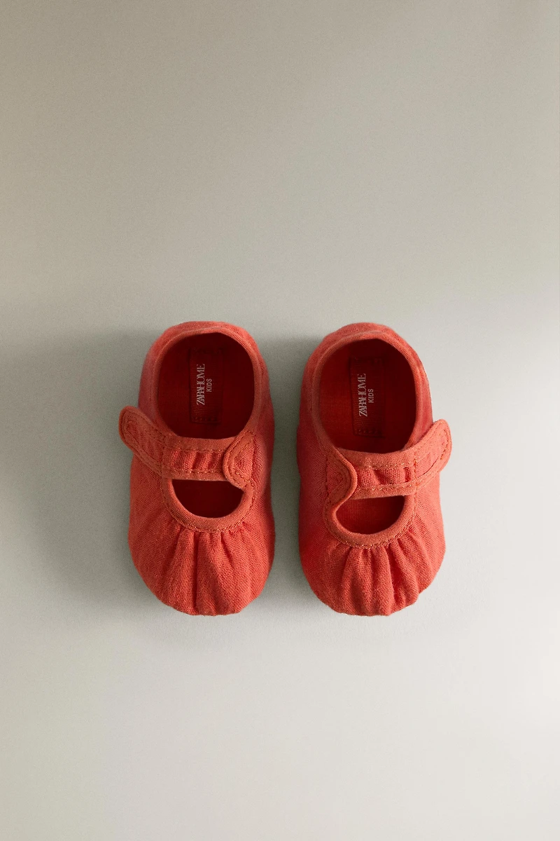 CHAUSSONS TISSUS