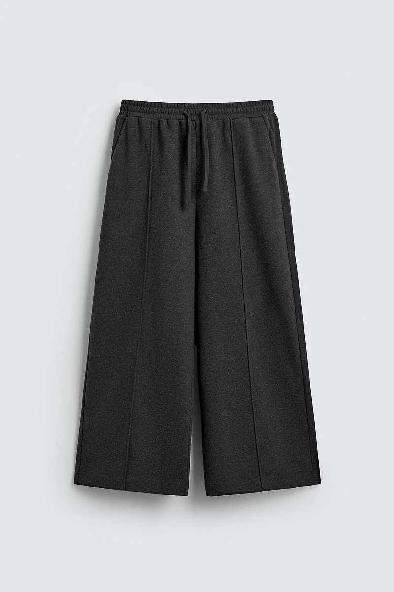 TEXTURED WIDE FIT JOGGER PANTS
