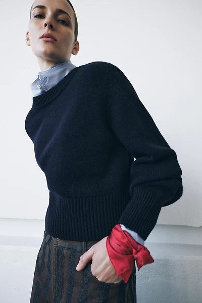 100% WOOL JUMPER WITH SHOULDER PADS