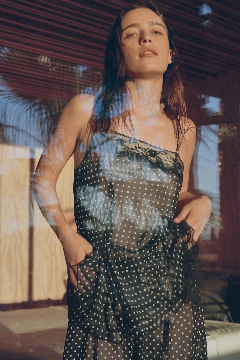 POLKA DOT PRINT LACE TOP