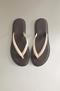 SANDALES À BRIDE EN CUIR