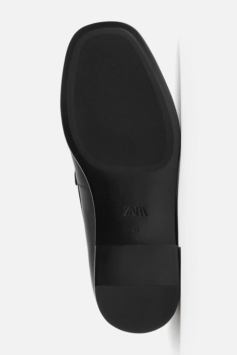 MOCASSINS EN CUIR CHICS