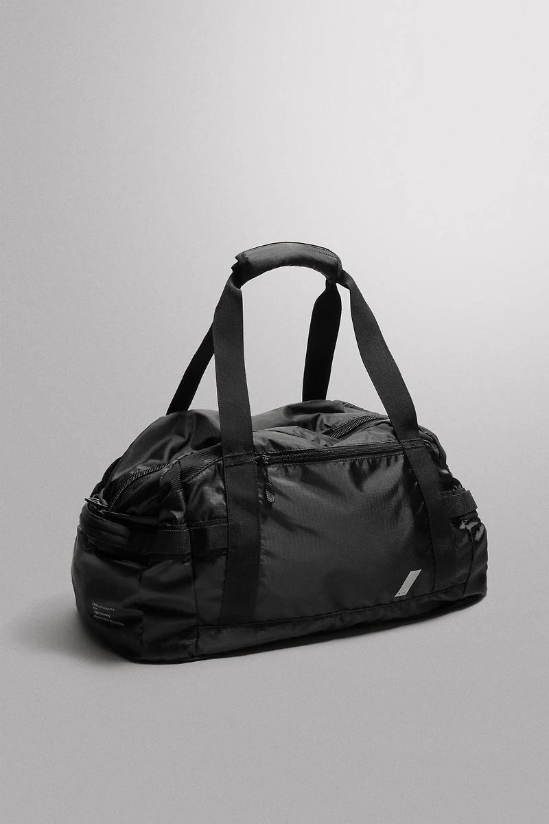 40L MULTIFUNCTIONAL SPORTS BAG