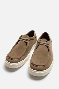 CASUAL LEATHER SHOES