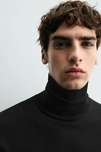 BASIC HIGH NECK SWEATER