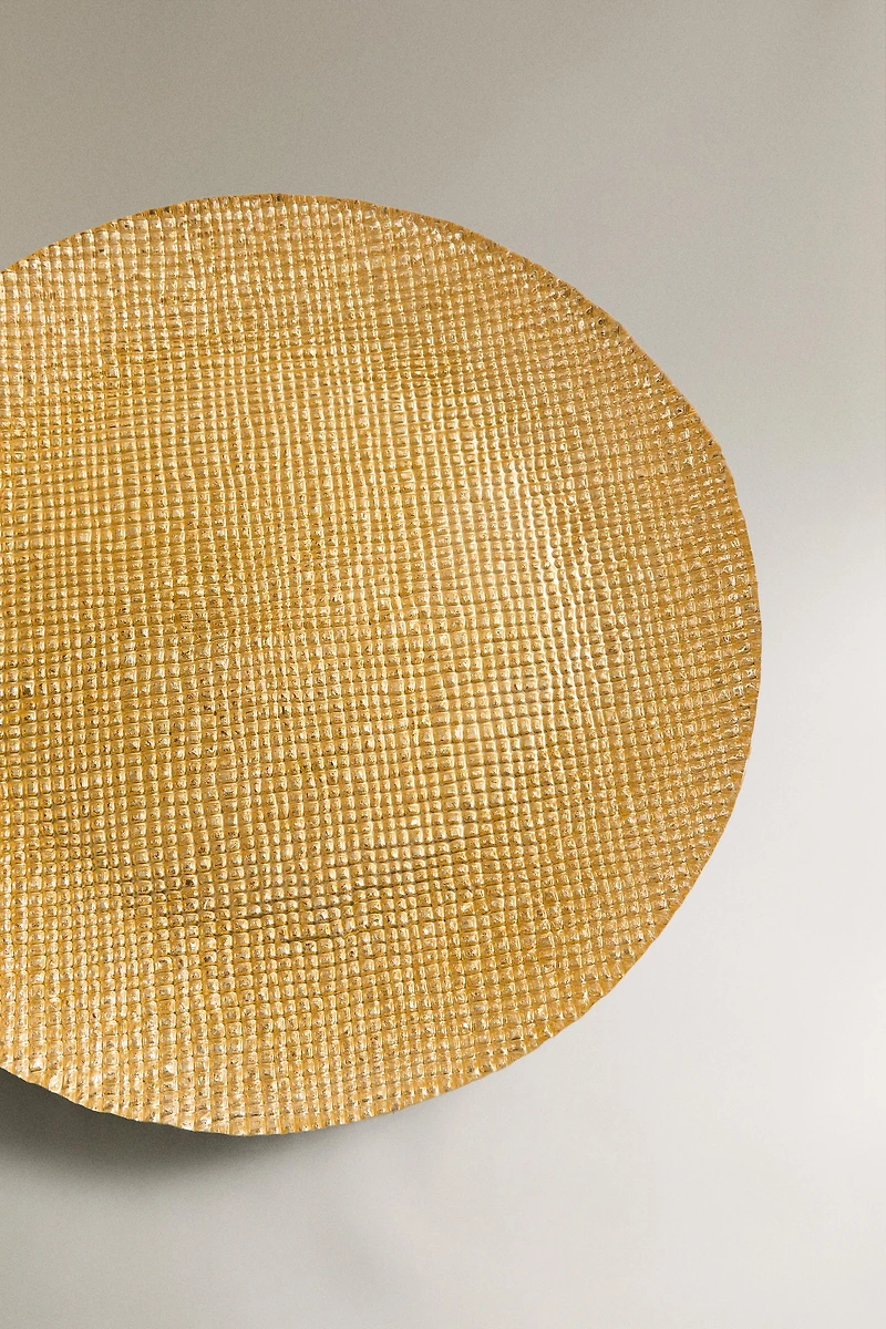 IRREGULAR GOLDEN GLASS CHARGER