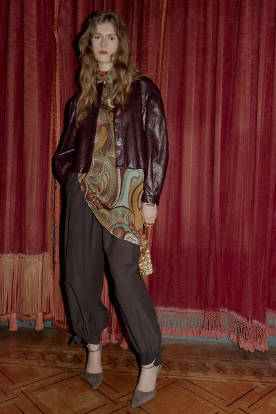 BLOUSON BOMBER BOUFFANT MATIÈRE SYNTHÉTIQUE