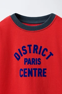 T-SHIRT À INSCRIPTION FLOQUÉE